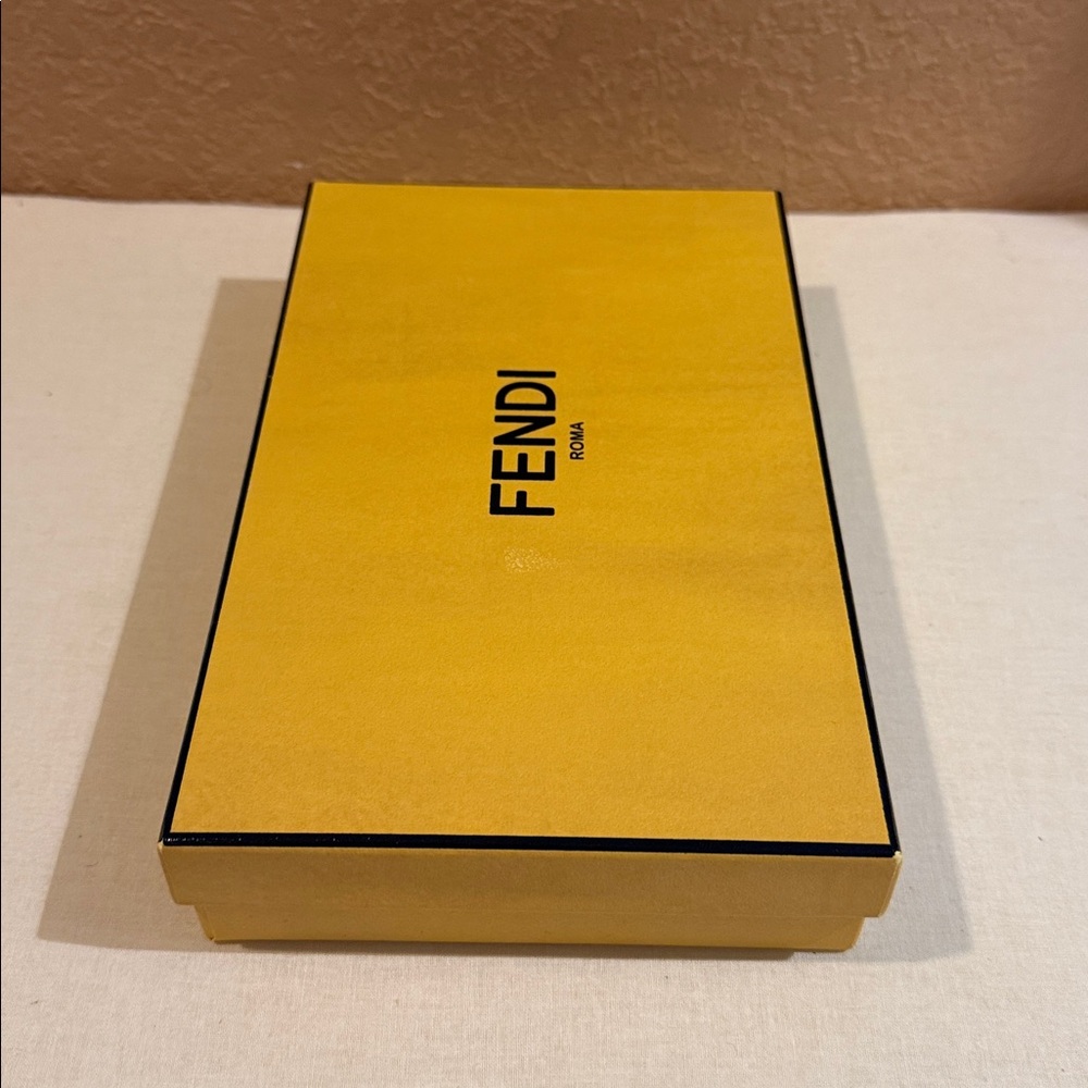 Fendi Yellow Storage Box - Picture 2 of 9